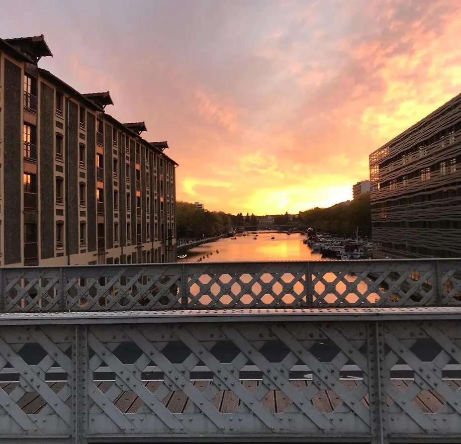 Appartement Haussmanien باريس